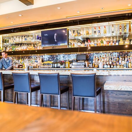 Juniper Hotel Cupertino, Curio Collection By Hilton Bagian luar foto