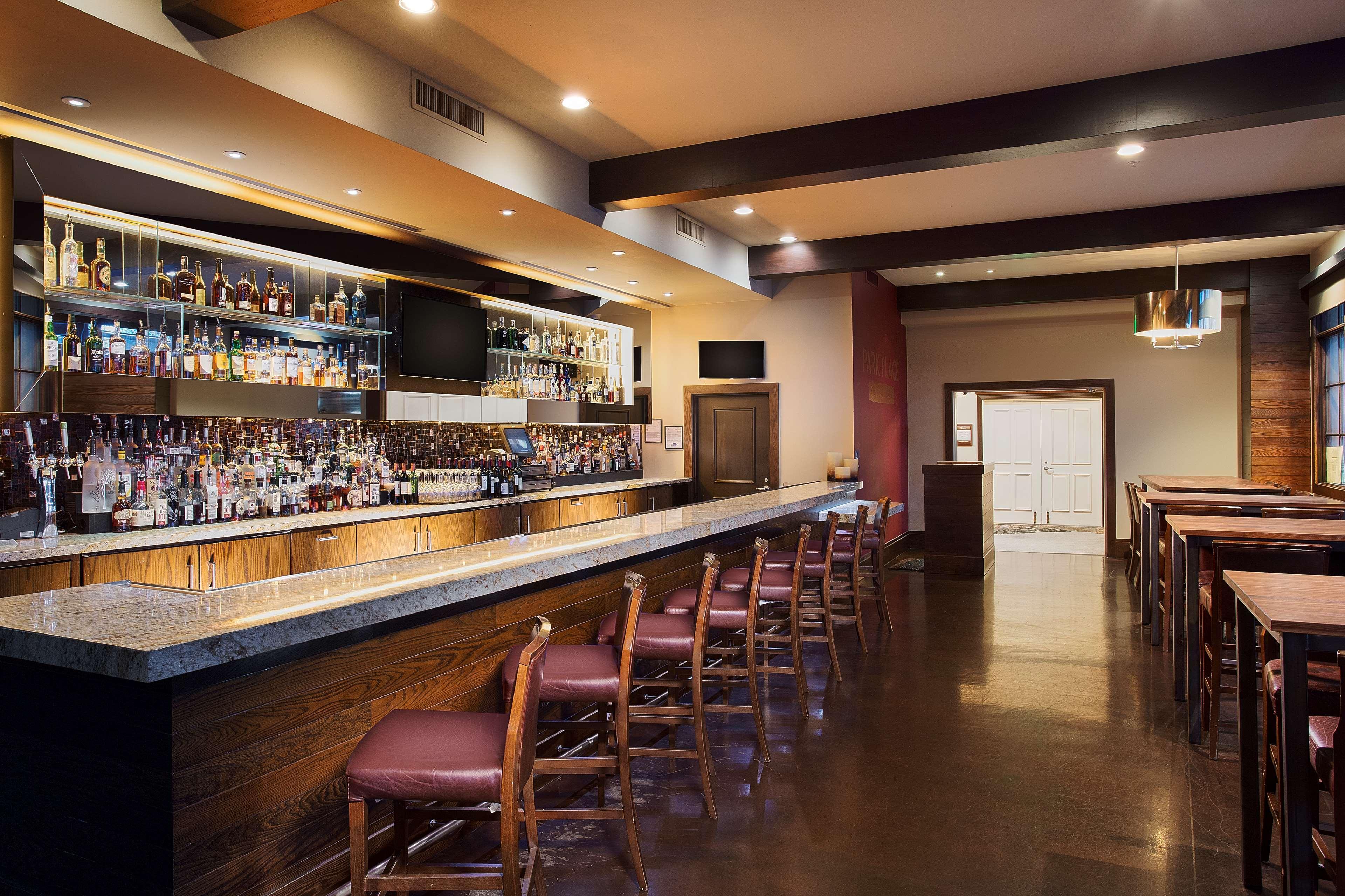 Juniper Hotel Cupertino, Curio Collection By Hilton Bagian luar foto
