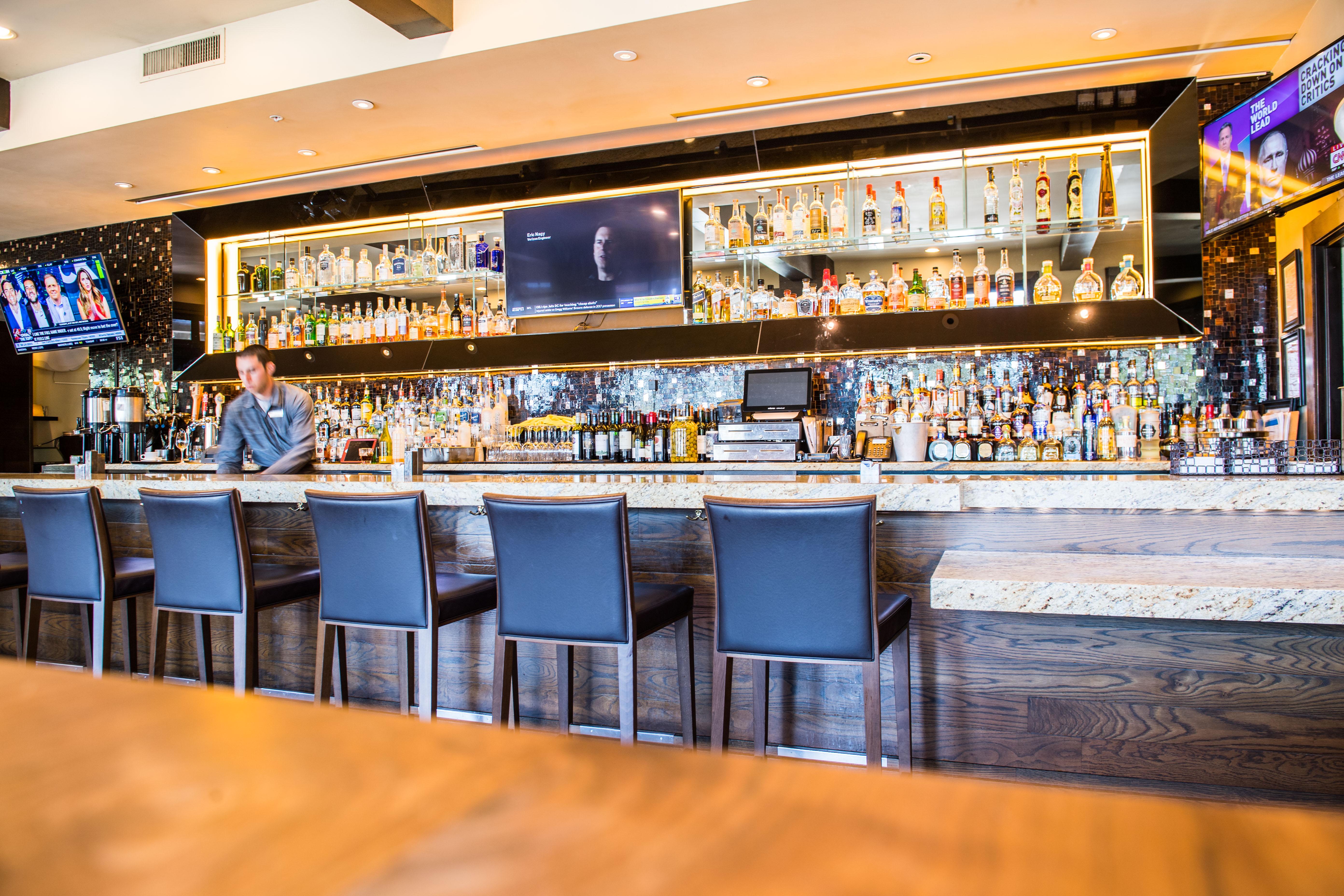 Juniper Hotel Cupertino, Curio Collection By Hilton Bagian luar foto