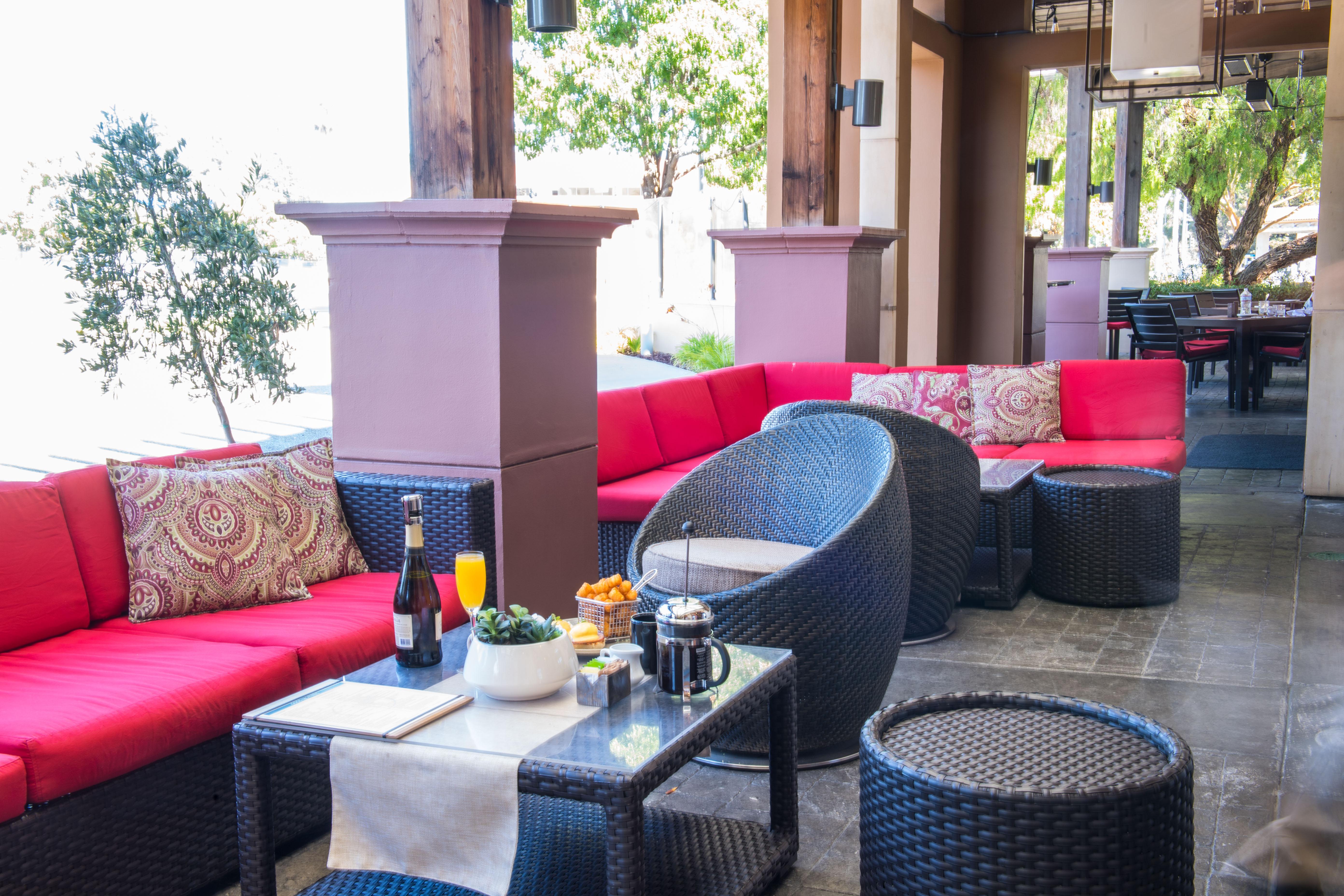 Juniper Hotel Cupertino, Curio Collection By Hilton Bagian luar foto