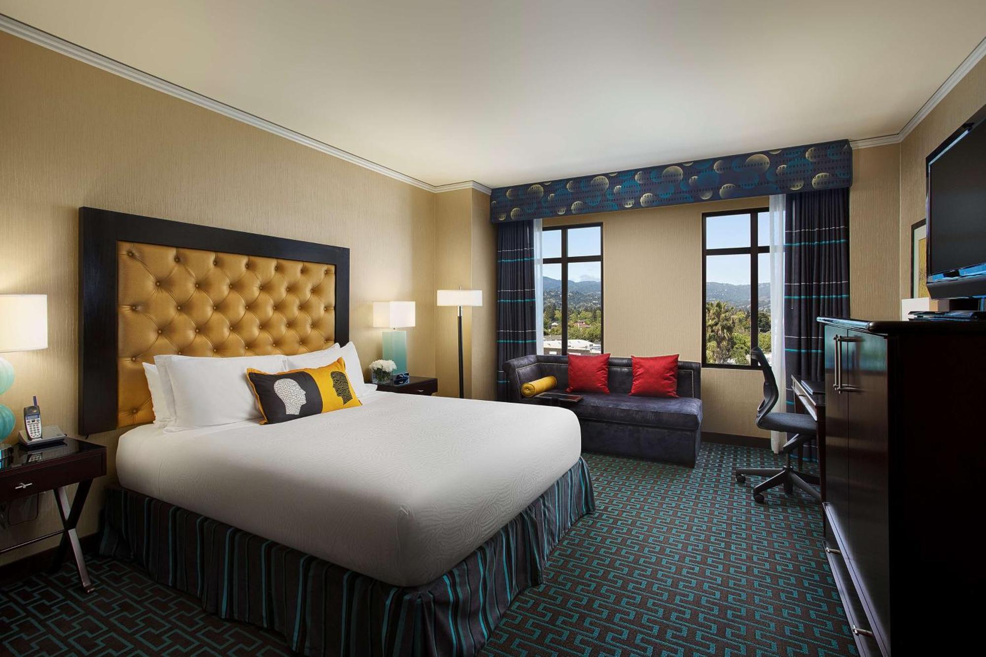 Juniper Hotel Cupertino, Curio Collection By Hilton Bagian luar foto