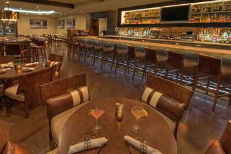 Juniper Hotel Cupertino, Curio Collection By Hilton Restoran foto